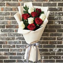 Букет цветов из:  Розы в Русском Камешкире