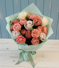 Букет цветов из:  Розы в Русском Камешкире