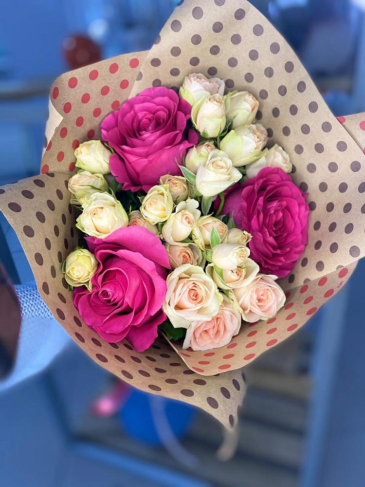 Букет цветов из: Розы в Русском Камешкире