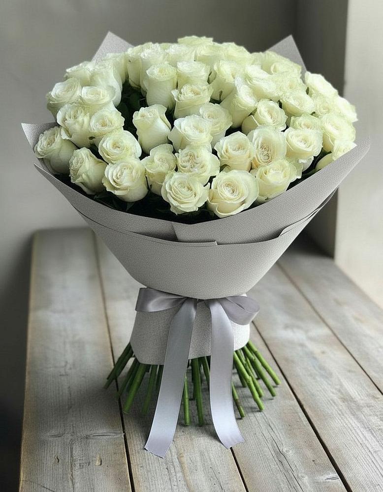 Букет 35 Белых роз в Русском Камешкире
