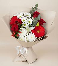 Букет цветов из:  Розы, Хризантемы, Герберы и Лилии в Русском Камешкире