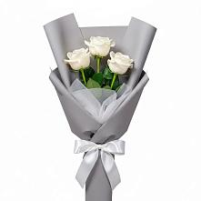 Букет 3 белые розы в Русском Камешкире