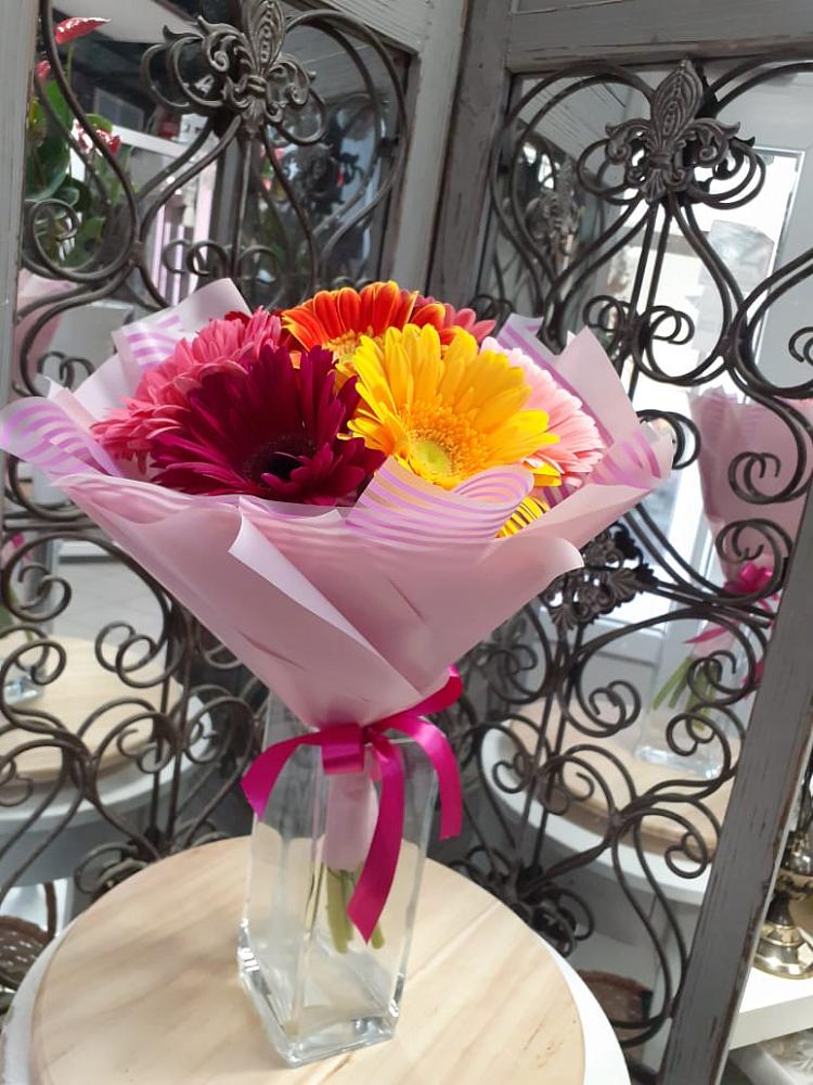 Букет цветов из: Герберы в Русском Камешкире