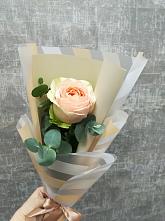 Букет цветов из:  Розы в Русском Камешкире