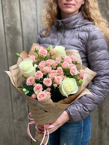 Букет цветов из: Розы в Русском Камешкире