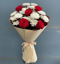 Букет цветов из:  Розы и Хризантемы в Русском Камешкире