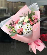Букет цветов из:  Розы, Лизиантусы и Хризантемы в Русском Камешкире