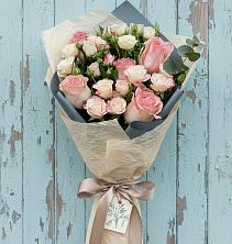 Букет цветов из:  Розы в Русском Камешкире