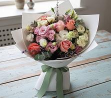 Букет цветов из:  Розы, Лизиантусы и Гвоздики #REPLACE_PRED# Русском Камешкире