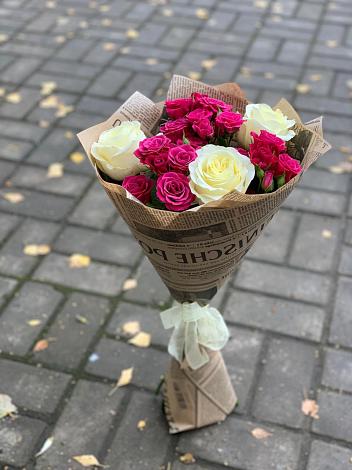Букет цветов из: Розы в Русском Камешкире