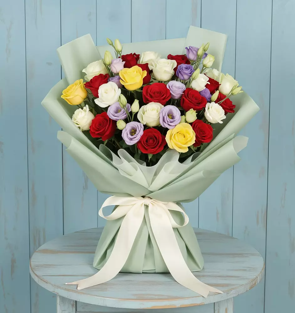 Букет цветов из: Розы в Русском Камешкире