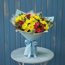 Букет цветов из:  Альстромерии и Хризантемы #REPLACE_PRED# Русском Камешкире