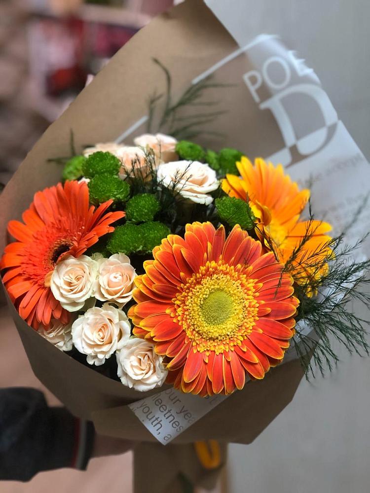 Букет цветов из: Герберы, Хризантемы и Розы в Русском Камешкире