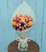 Букет цветов из:  Розы в Русском Камешкире