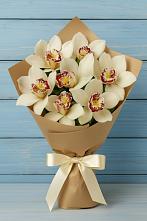 Букет цветов из:  Орхидеи и Розы в Русском Камешкире